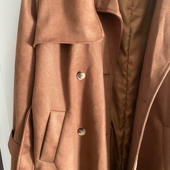 Coat - Picture 2 of 3